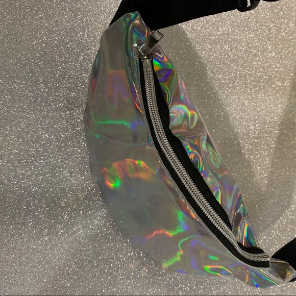 COPY - Iridescent Fanny pack - Picture 5 of 8
